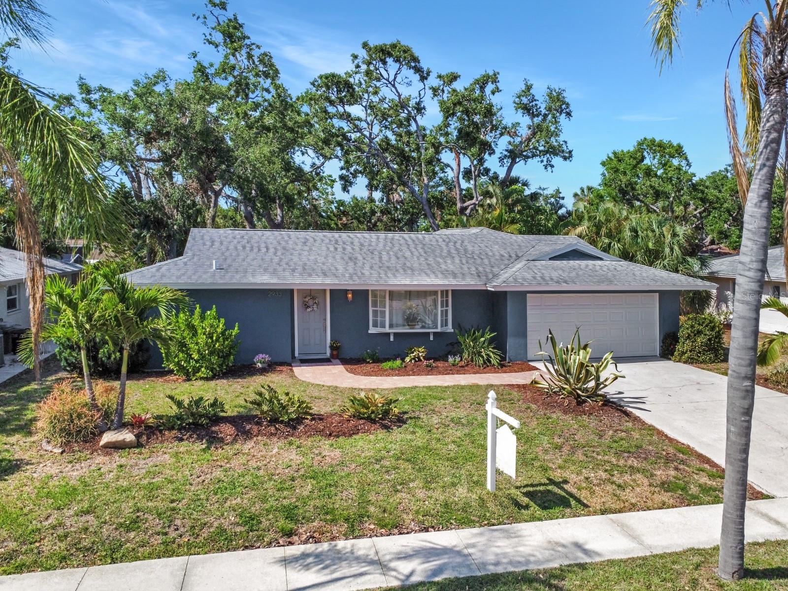 2933 MAYFLOWER ST, SARASOTA, FL, 34231