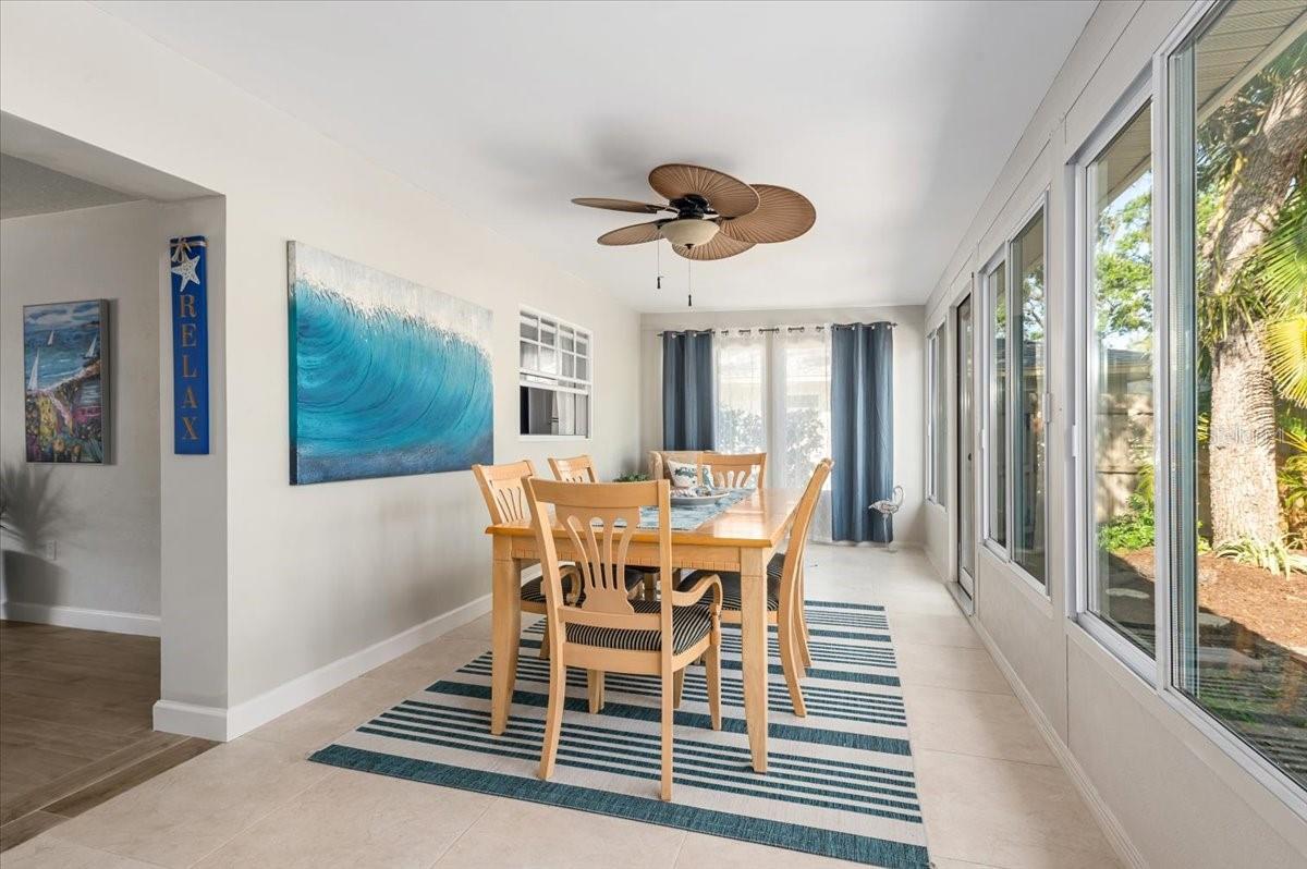 2933 MAYFLOWER ST, SARASOTA, FL, 34231