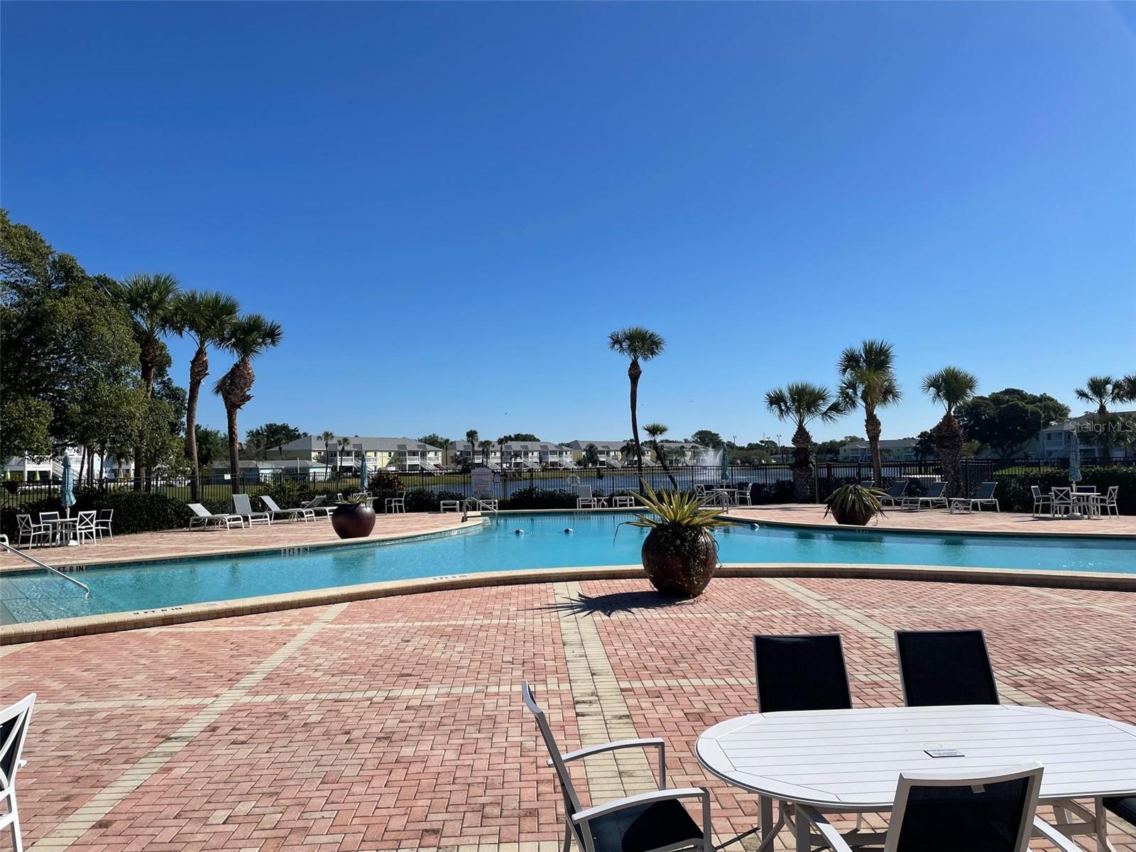 3873 POMPANO DR SE #B (Furnished), ST PETERSBURG, FL, 33705