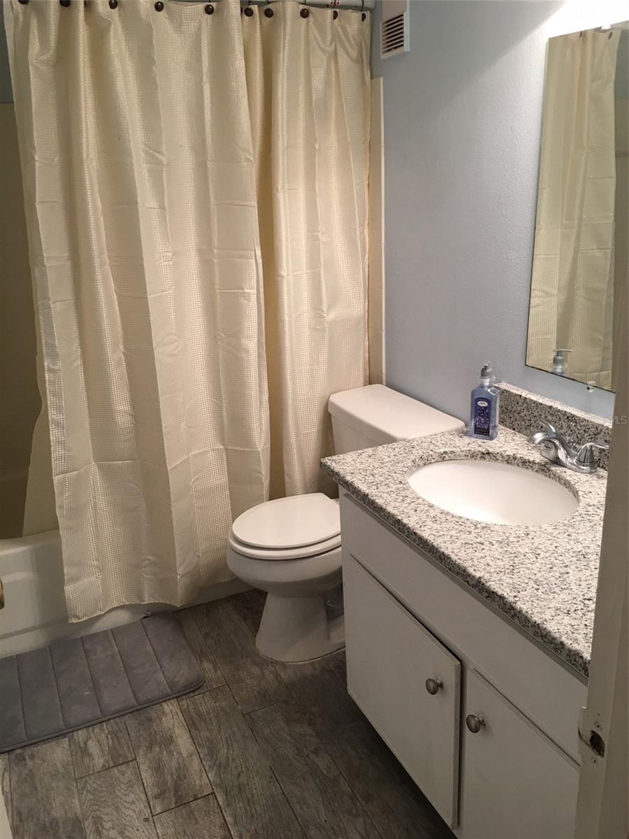 3873 POMPANO DR SE #B (Furnished), ST PETERSBURG, FL, 33705