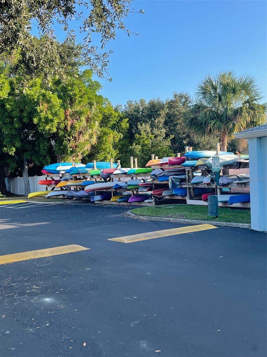 3873 POMPANO DR SE #B (Furnished), ST PETERSBURG, FL, 33705