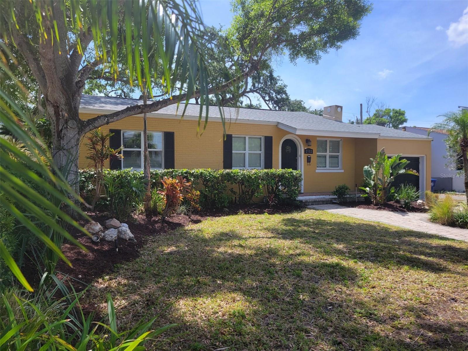 2912 W ALLINE AVE, TAMPA, FL, 33611