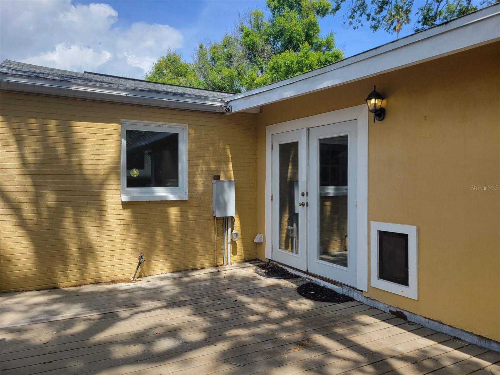 2912 W ALLINE AVE, TAMPA, FL, 33611