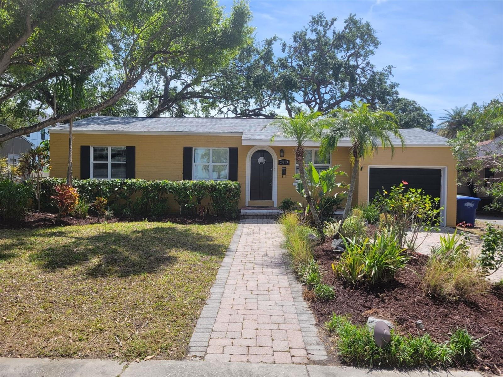 2912 W ALLINE AVE, TAMPA, FL, 33611