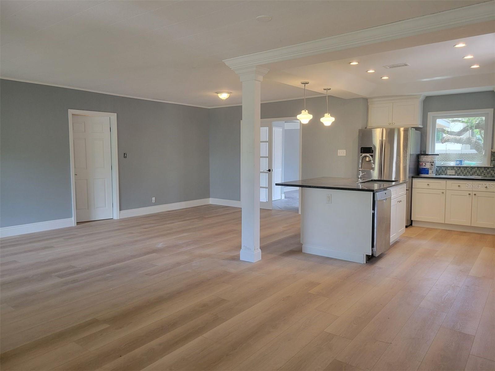 2912 W ALLINE AVE, TAMPA, FL, 33611