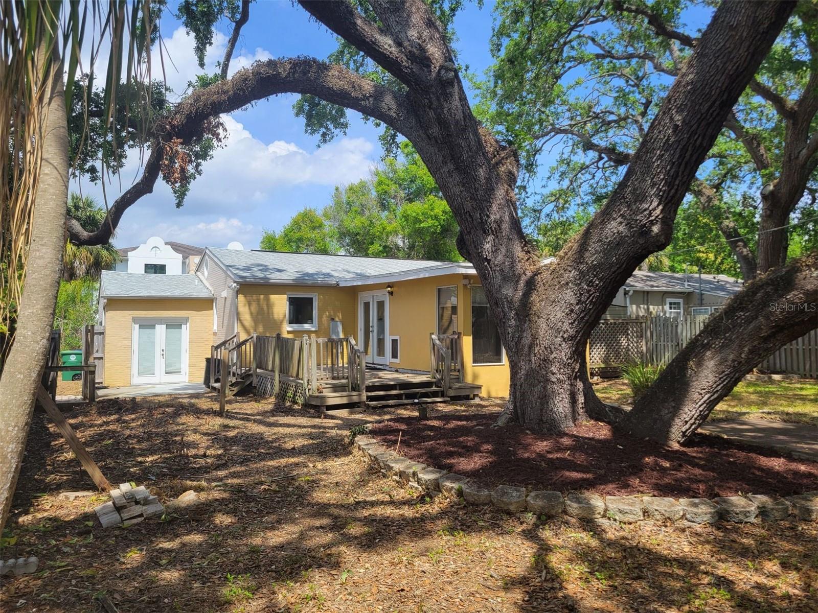 2912 W ALLINE AVE, TAMPA, FL, 33611