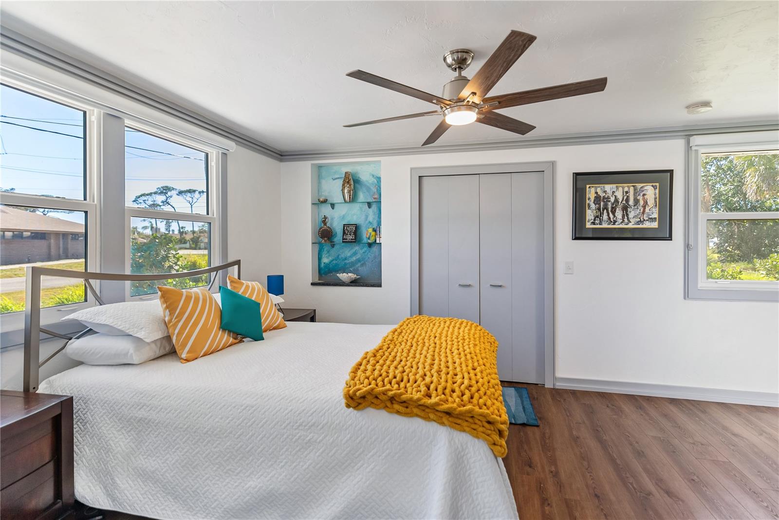 11 1ST ST E, NOKOMIS, FL, 34275