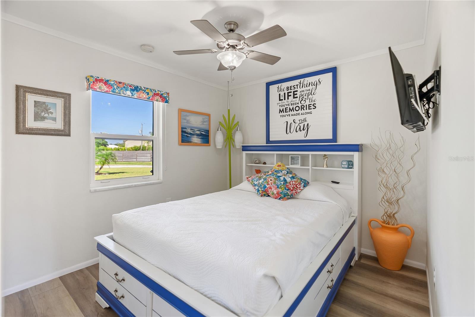 11 1ST ST E, NOKOMIS, FL, 34275