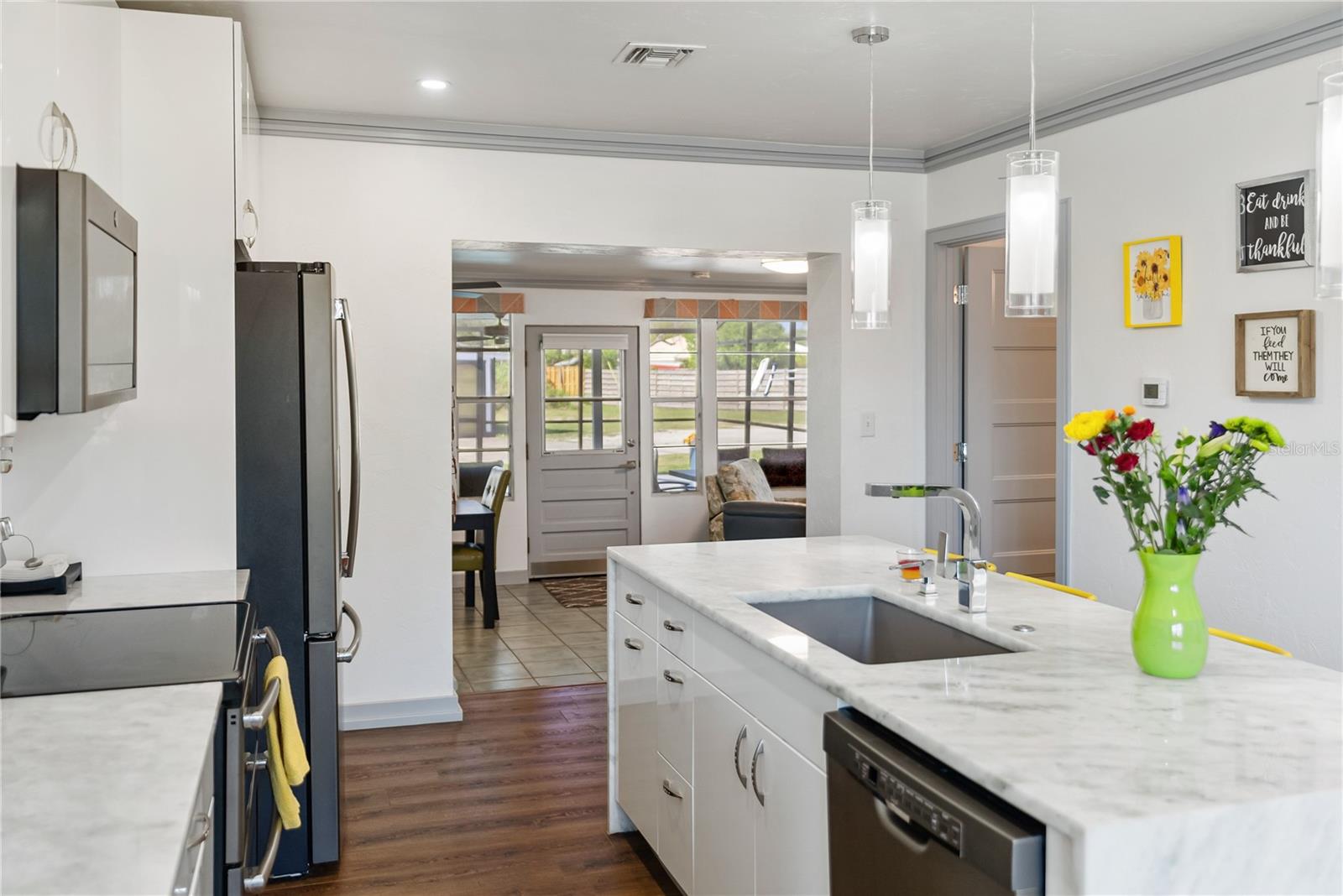 11 1ST ST E, NOKOMIS, FL, 34275