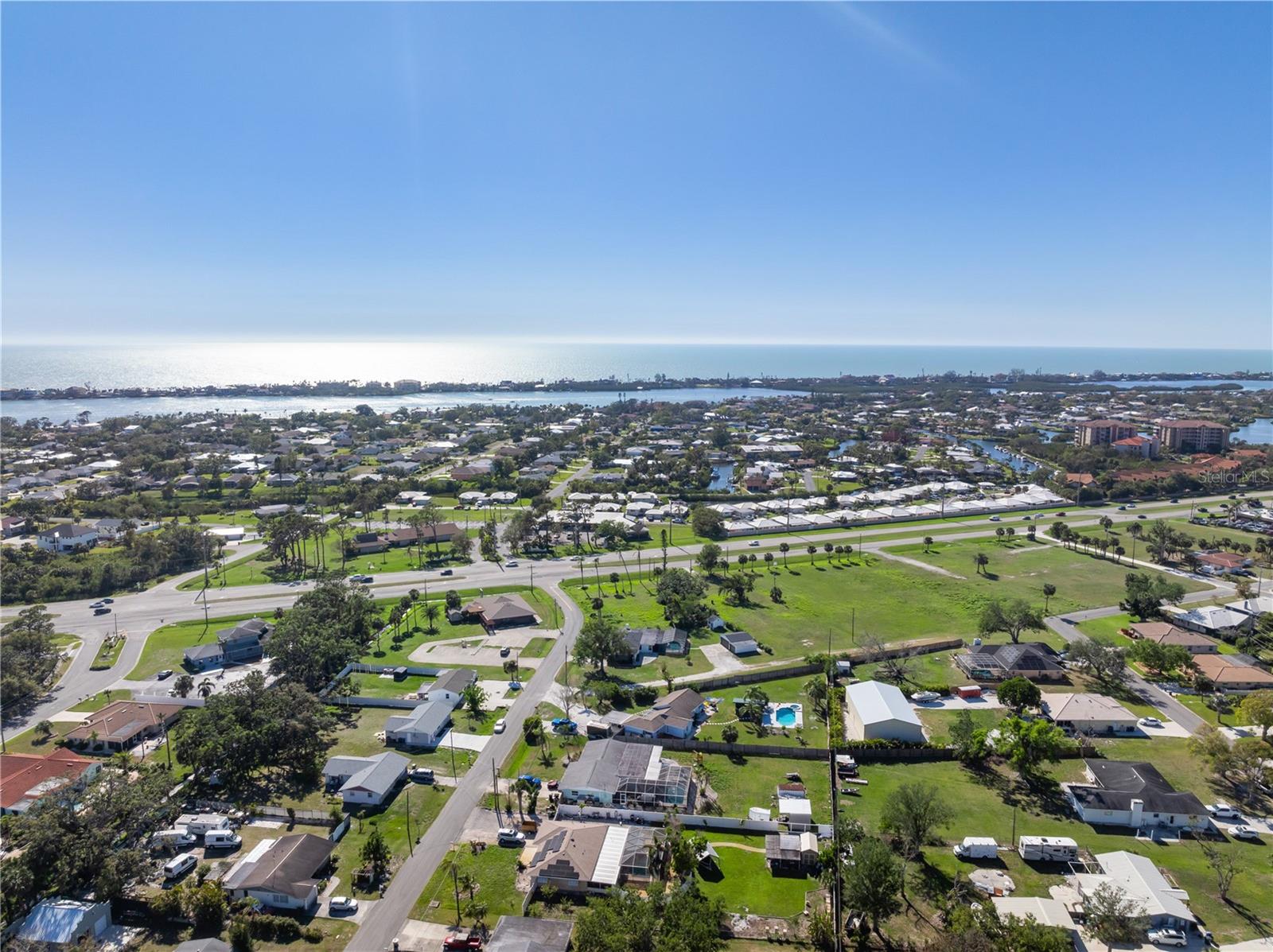 11 1ST ST E, NOKOMIS, FL, 34275