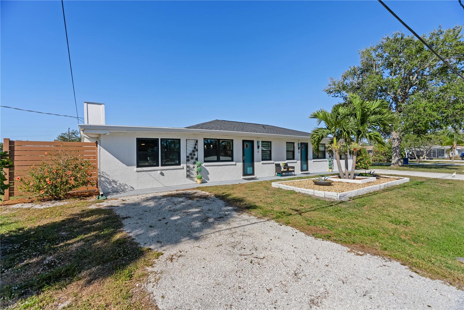 11 1ST ST E, NOKOMIS, FL, 34275