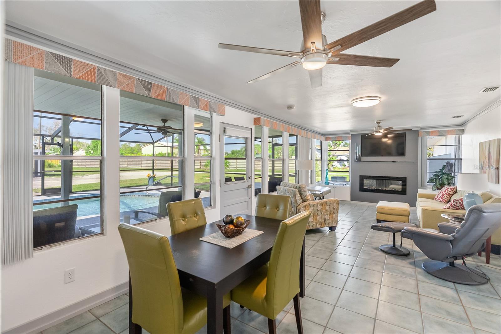 11 1ST ST E, NOKOMIS, FL, 34275