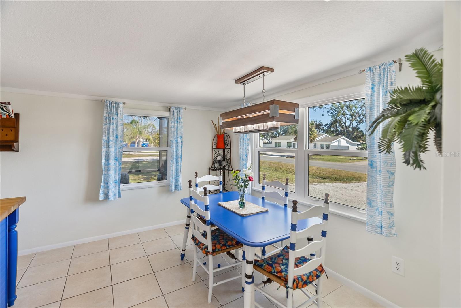 11 1ST ST E, NOKOMIS, FL, 34275