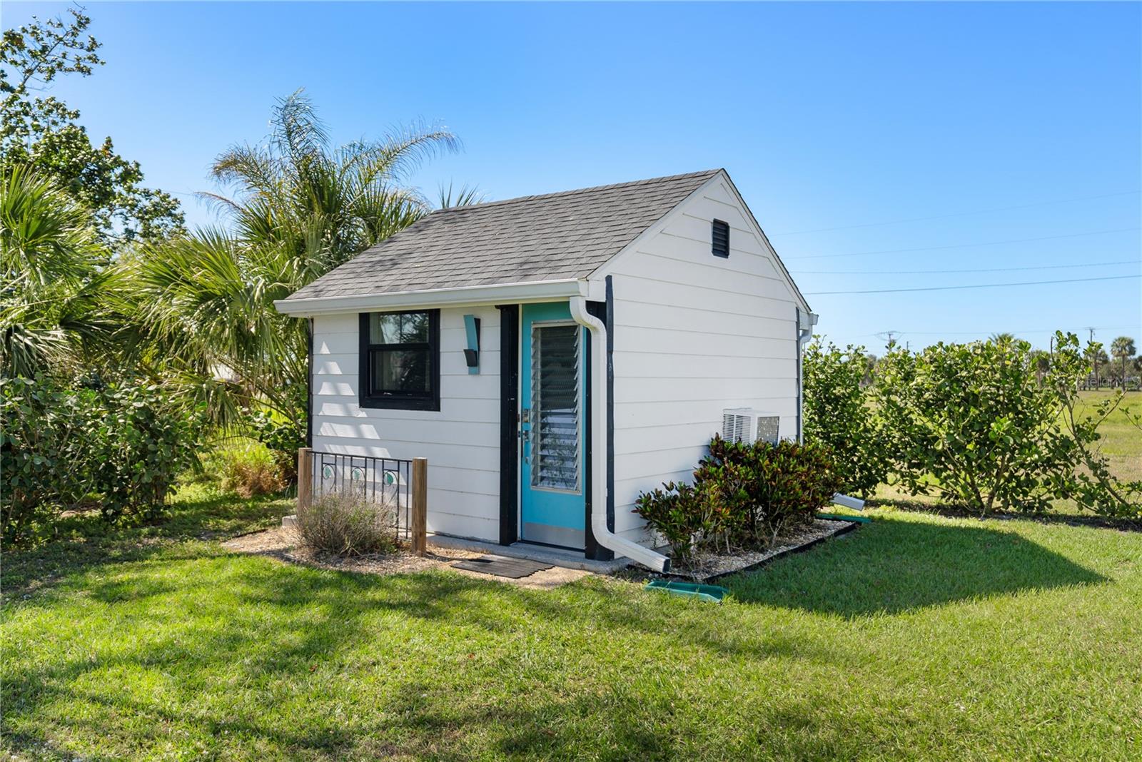 11 1ST ST E, NOKOMIS, FL, 34275