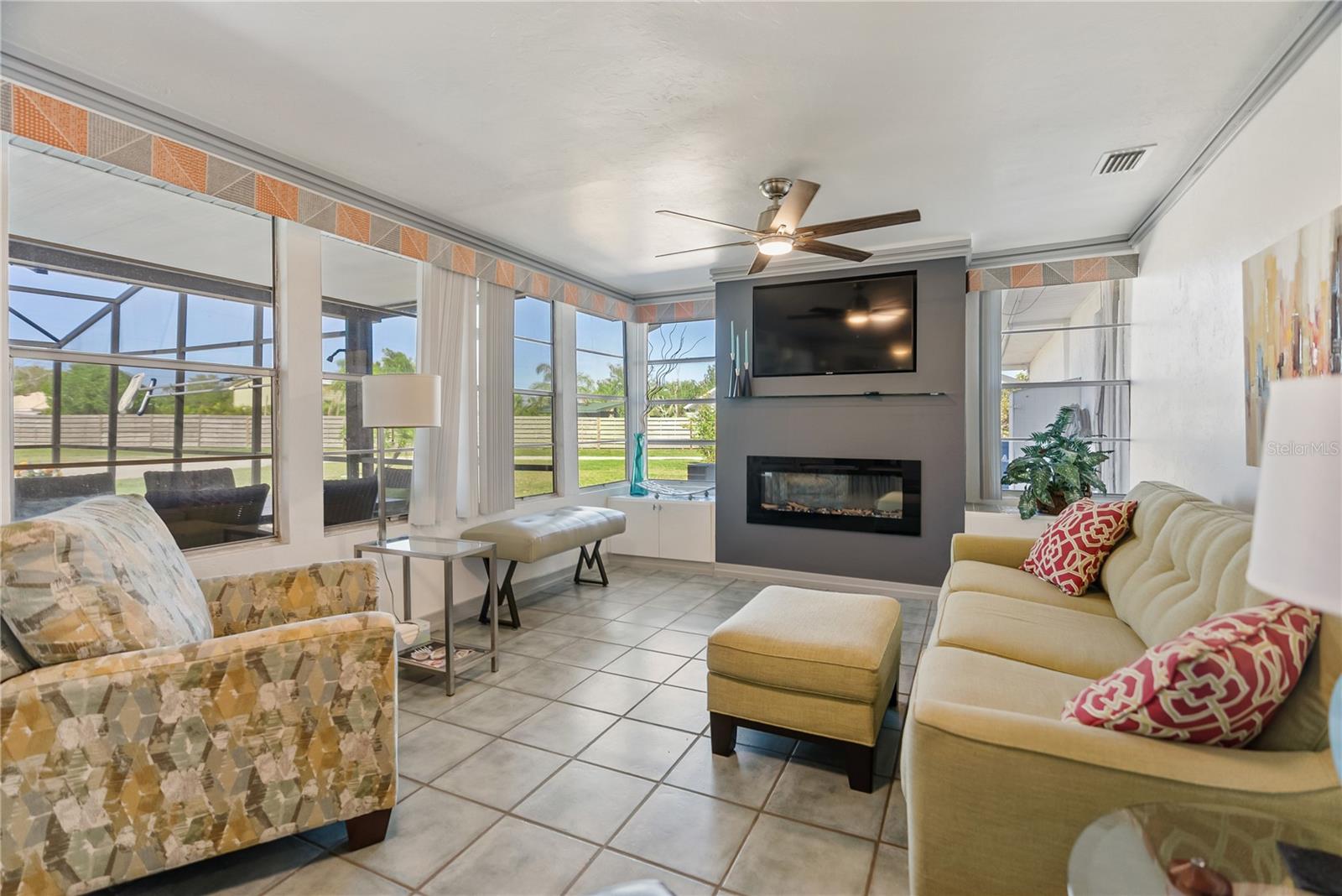 11 1ST ST E, NOKOMIS, FL, 34275