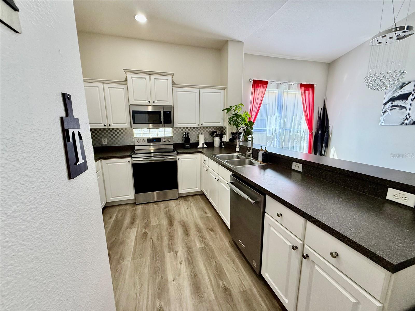 650 TUSCAN HILLS BLVD, DAVENPORT, FL, 33897