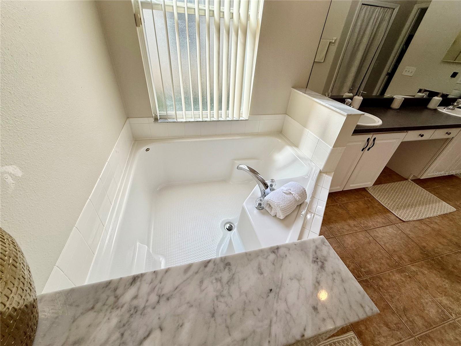 650 TUSCAN HILLS BLVD, DAVENPORT, FL, 33897