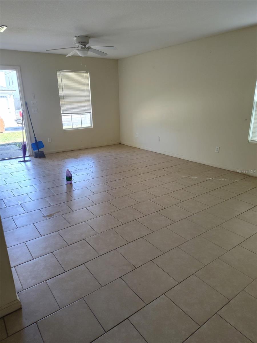 8736 DANDY AVE, JACKSONVILLE, FL, 32211