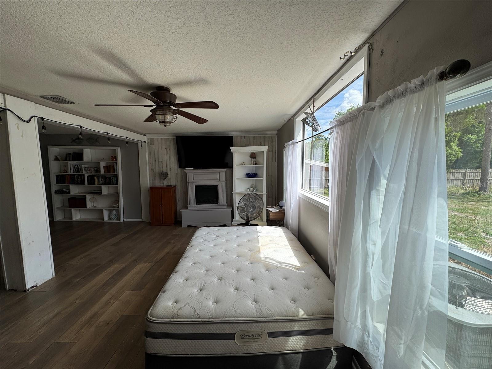 1425 DOUGLAS RD, GROVELAND, FL, 34736