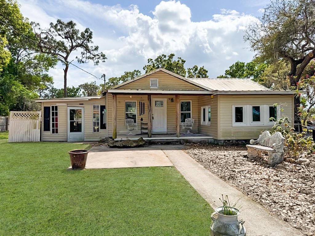 1425 DOUGLAS RD, GROVELAND, FL, 34736