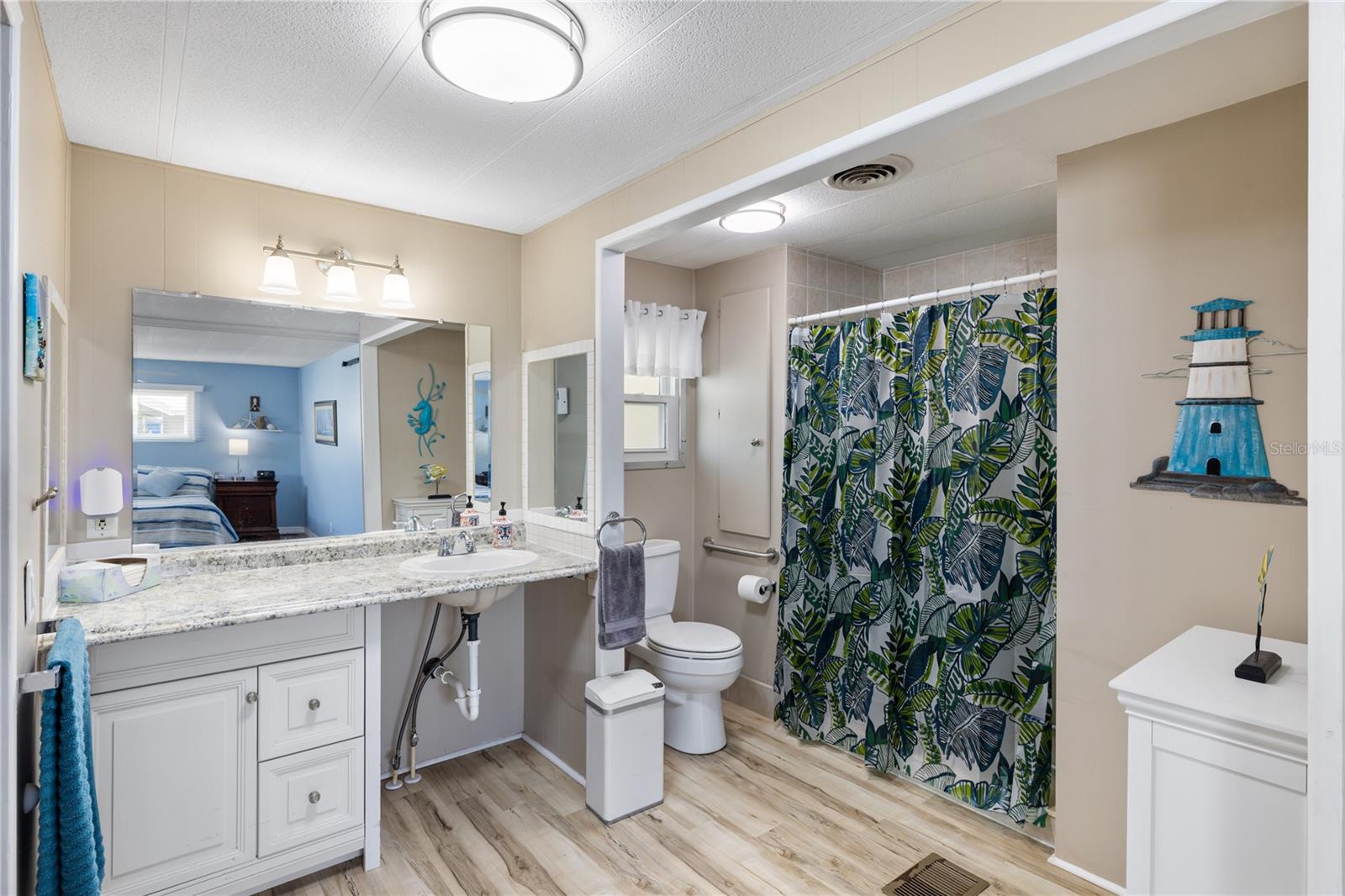 4 S MARINA PLZ, ENGLEWOOD, FL, 34223