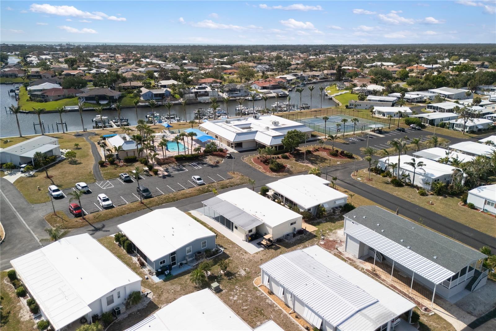 4 S MARINA PLZ, ENGLEWOOD, FL, 34223