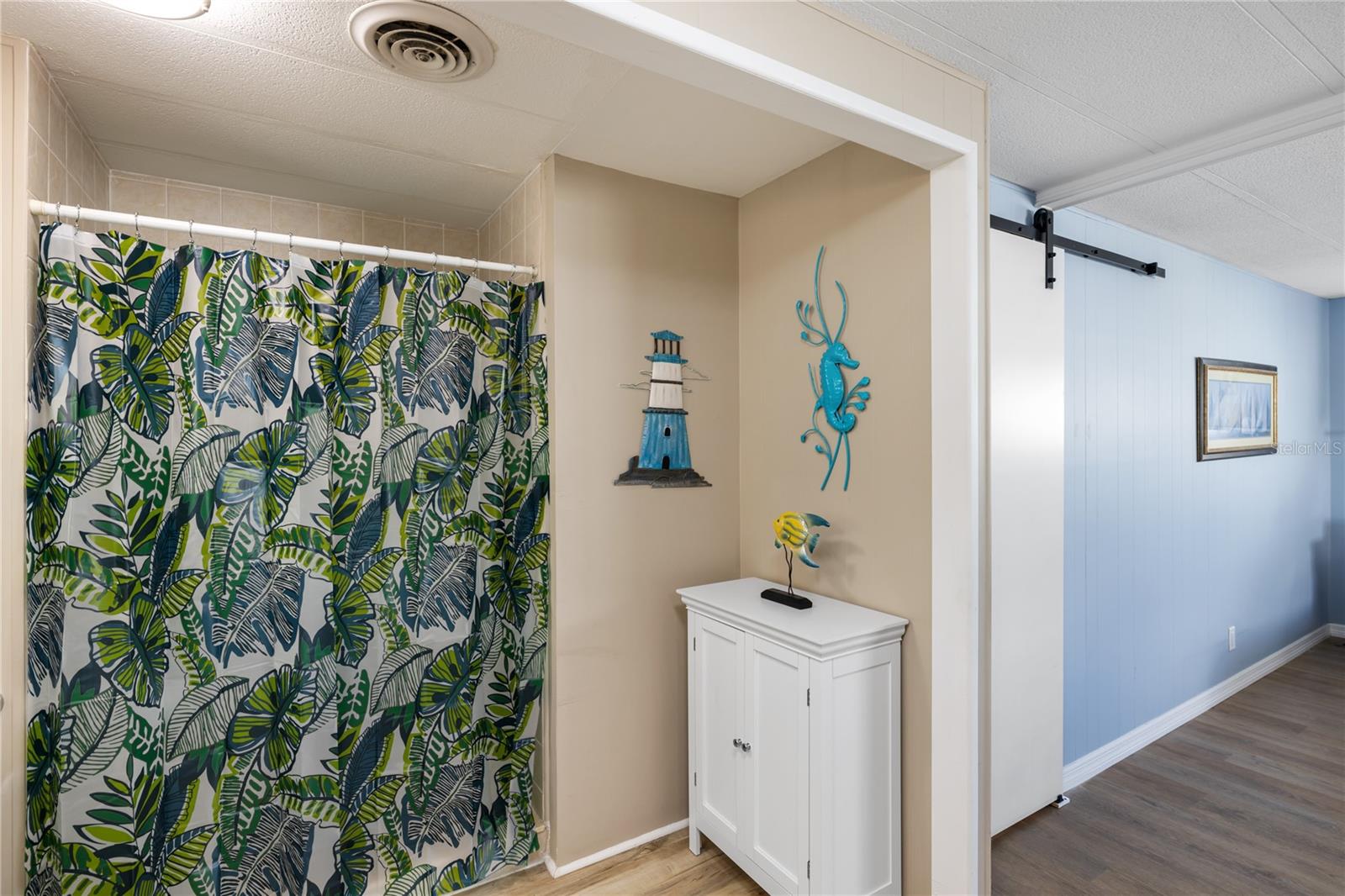 4 S MARINA PLZ, ENGLEWOOD, FL, 34223