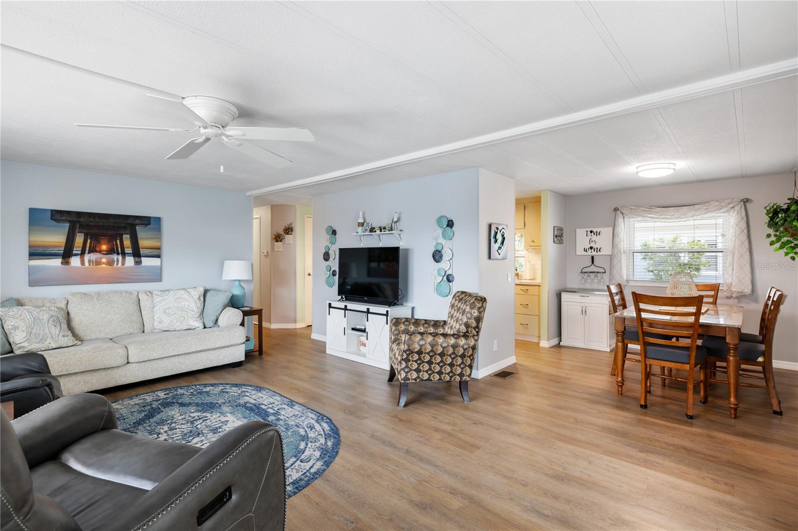 4 S MARINA PLZ, ENGLEWOOD, FL, 34223