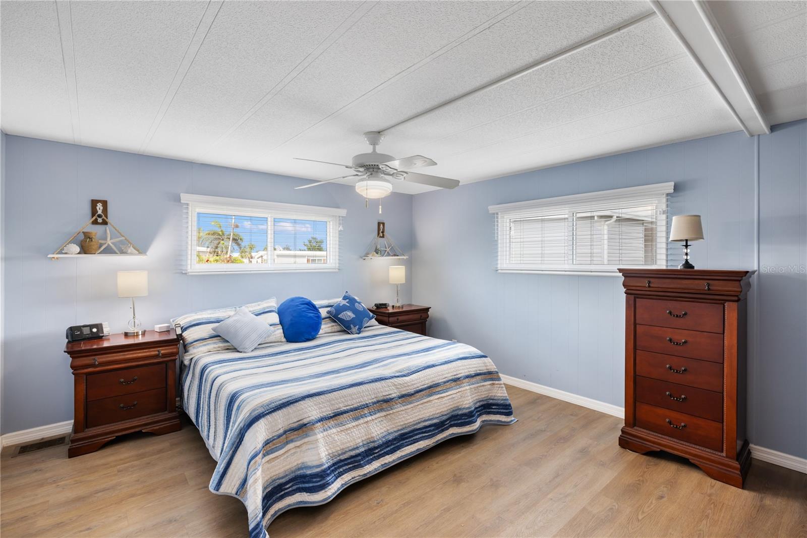 4 S MARINA PLZ, ENGLEWOOD, FL, 34223