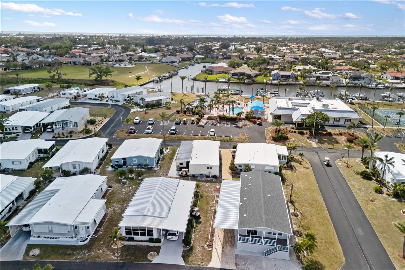 4 S MARINA PLZ, ENGLEWOOD, FL, 34223