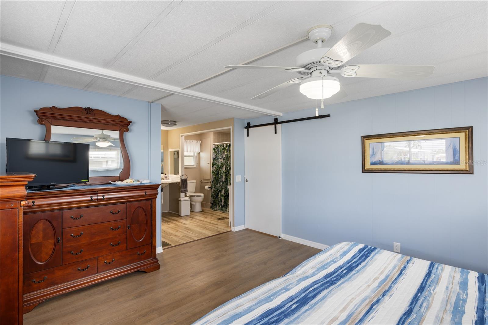 4 S MARINA PLZ, ENGLEWOOD, FL, 34223