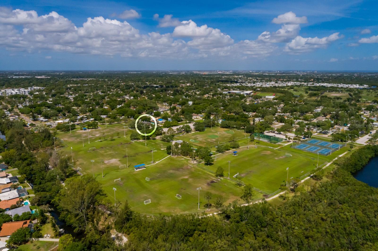 5600 LEE ST NE, ST PETERSBURG, FL, 33704