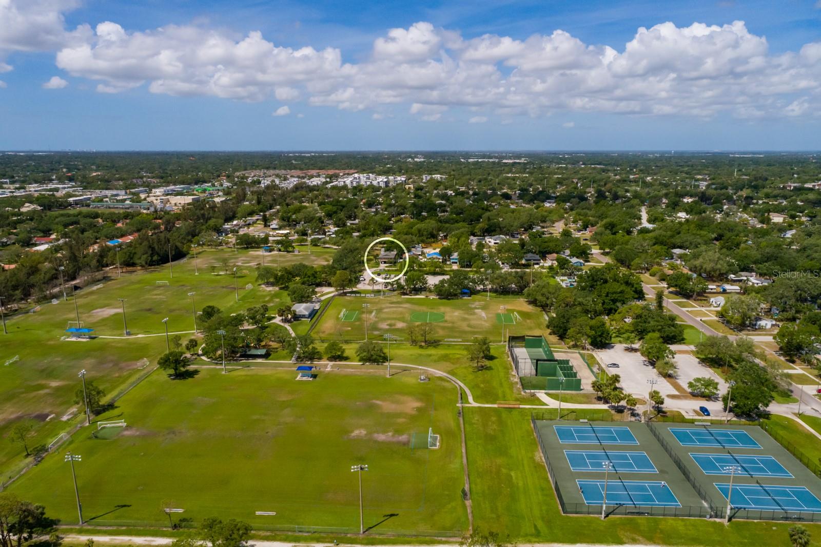 5600 LEE ST NE, ST PETERSBURG, FL, 33704