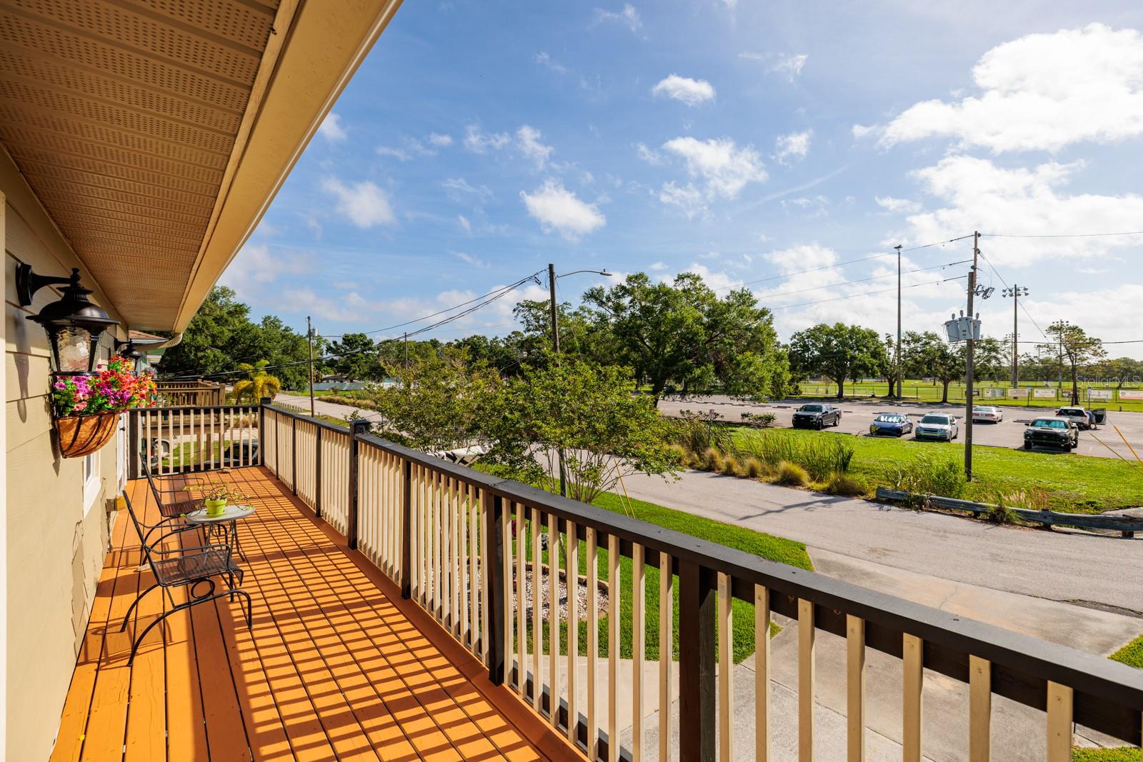 5600 LEE ST NE, ST PETERSBURG, FL, 33704