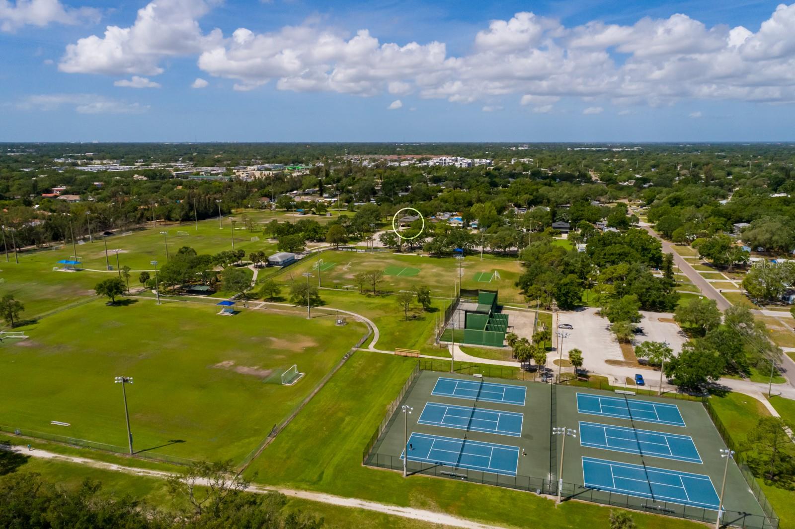 5600 LEE ST NE, ST PETERSBURG, FL, 33704