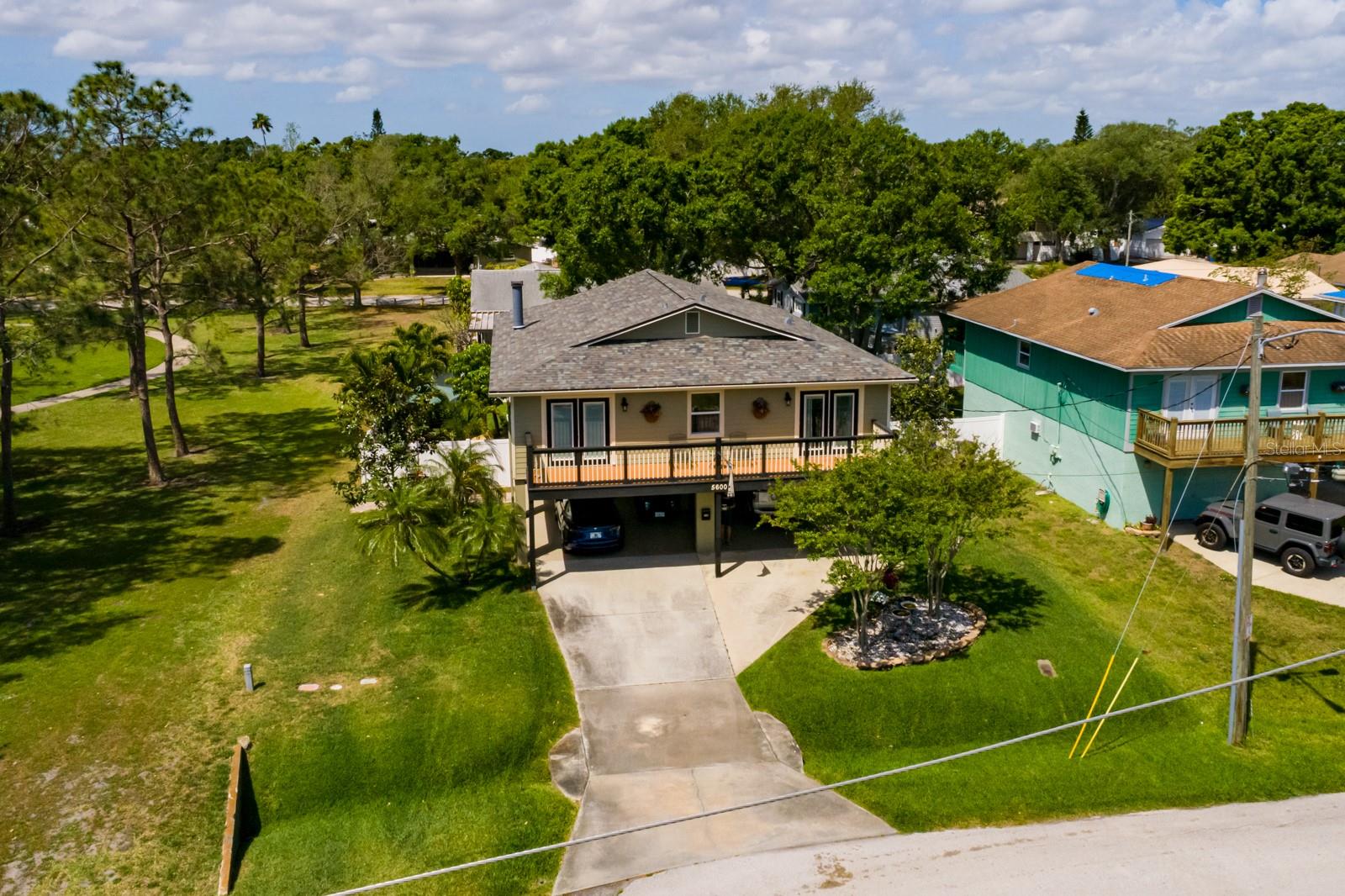 5600 LEE ST NE, ST PETERSBURG, FL, 33704
