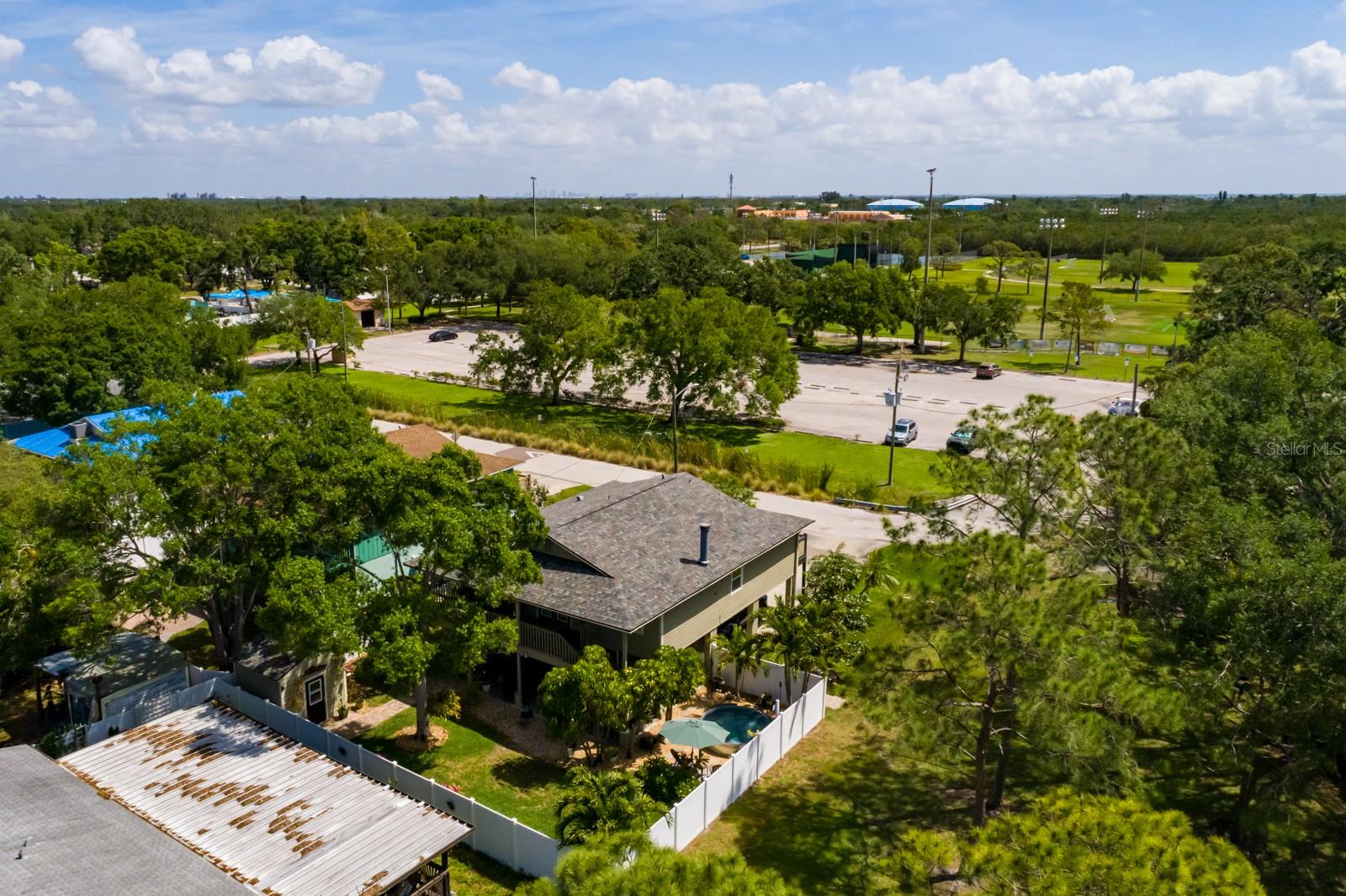 5600 LEE ST NE, ST PETERSBURG, FL, 33704
