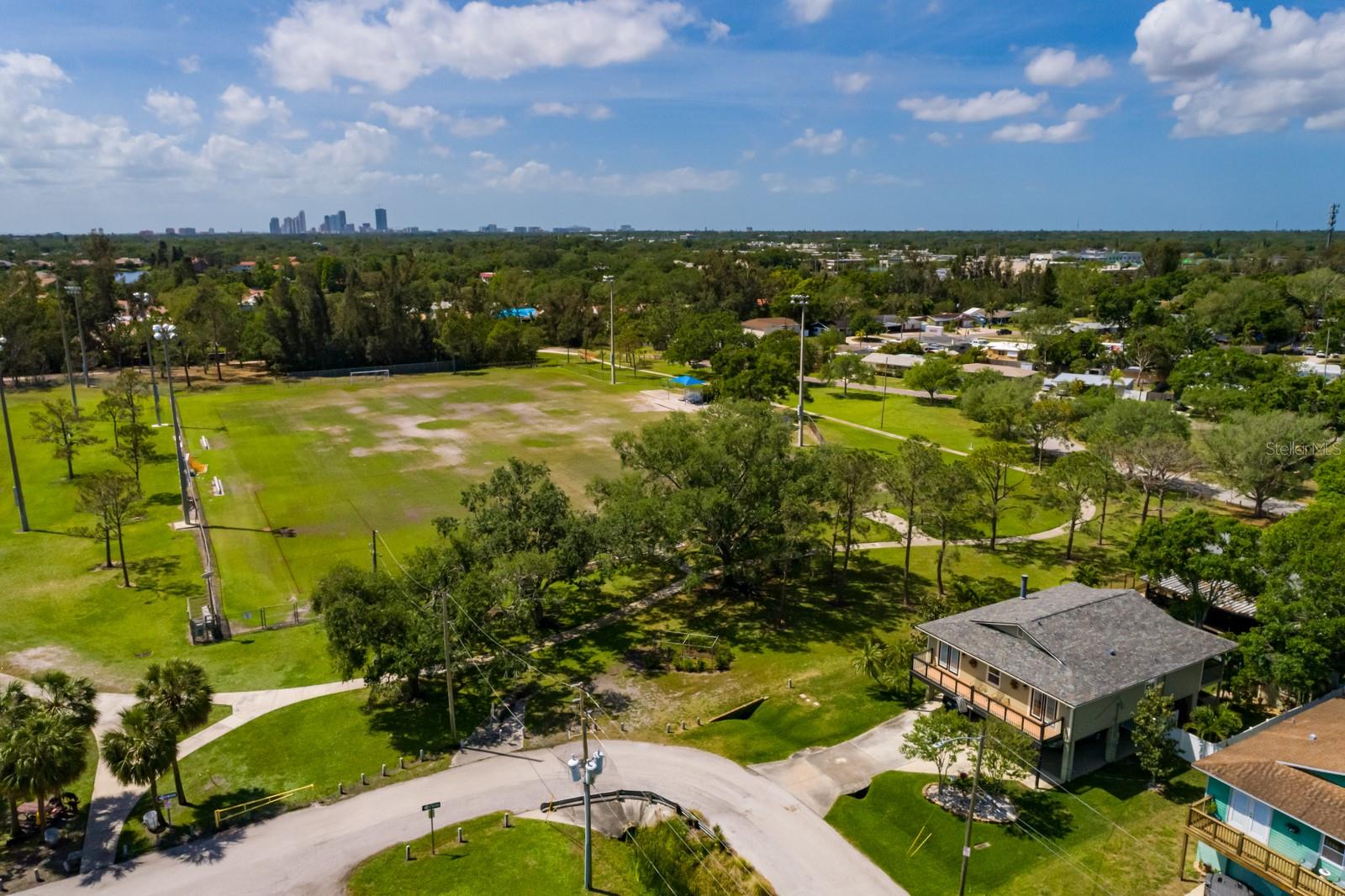 5600 LEE ST NE, ST PETERSBURG, FL, 33704