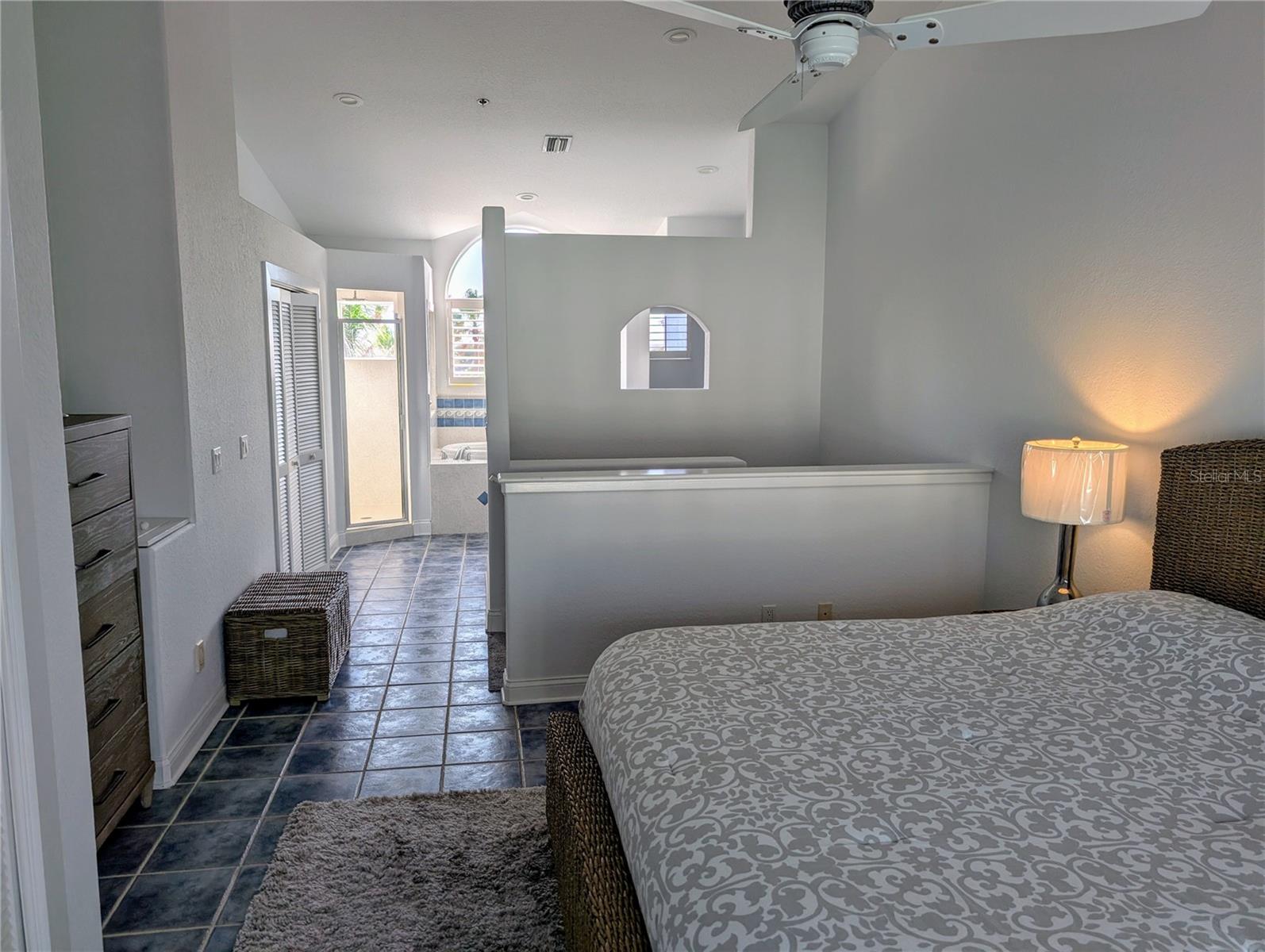 3000 OCEAN SHORE BLVD #14, ORMOND BEACH, FL, 32176