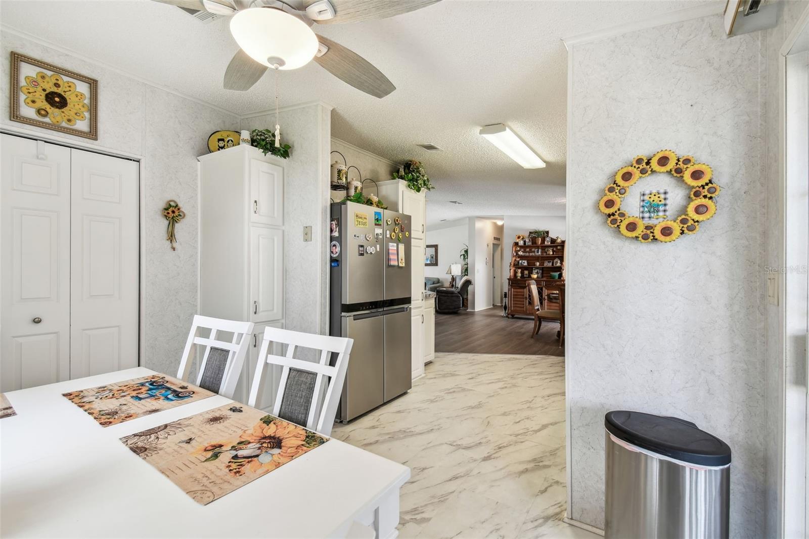 37510 NEW HORIZONS BLVD, ZEPHYRHILLS, FL, 33541