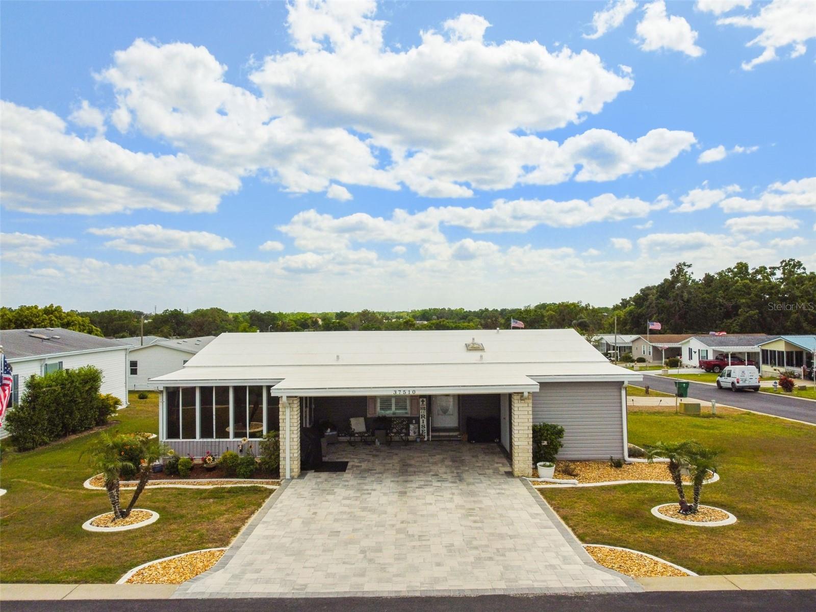 37510 NEW HORIZONS BLVD, ZEPHYRHILLS, FL, 33541