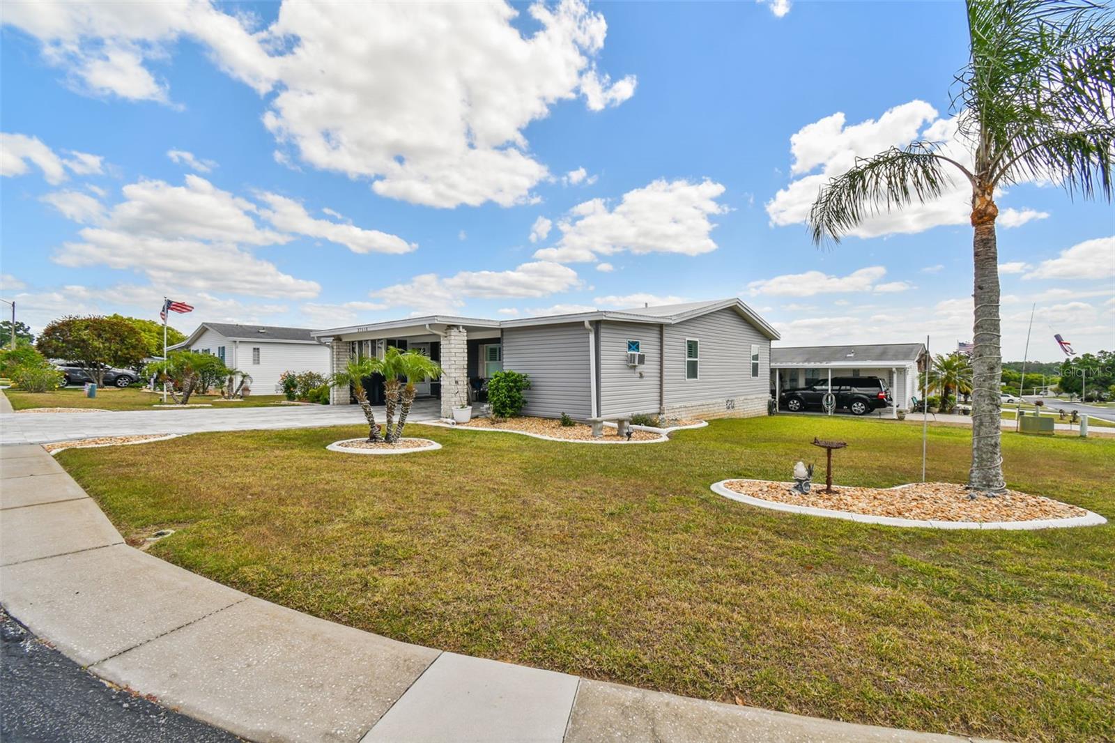 37510 NEW HORIZONS BLVD, ZEPHYRHILLS, FL, 33541