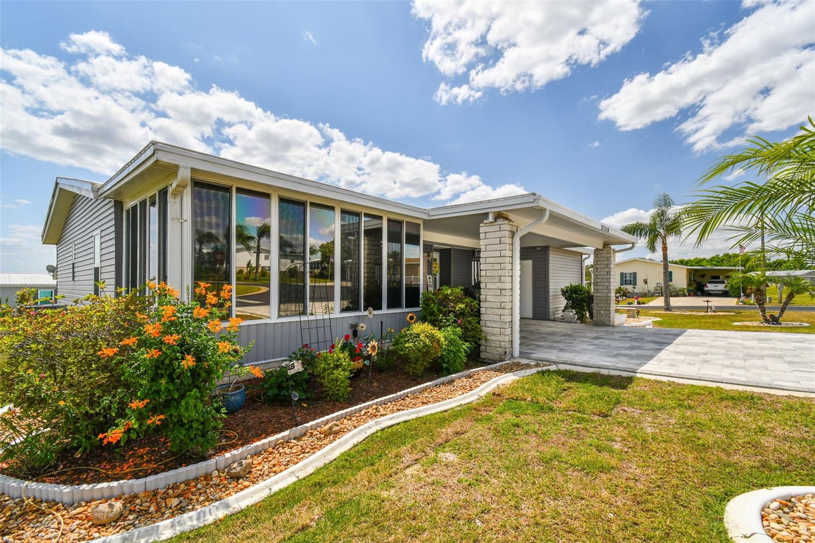 37510 NEW HORIZONS BLVD, ZEPHYRHILLS, FL, 33541