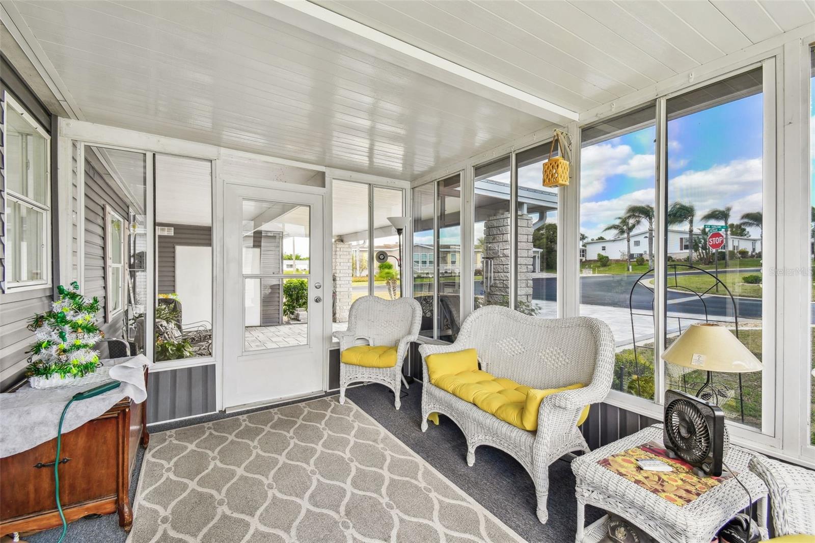 37510 NEW HORIZONS BLVD, ZEPHYRHILLS, FL, 33541