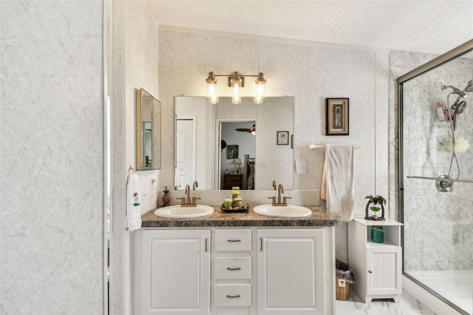 37510 NEW HORIZONS BLVD, ZEPHYRHILLS, FL, 33541