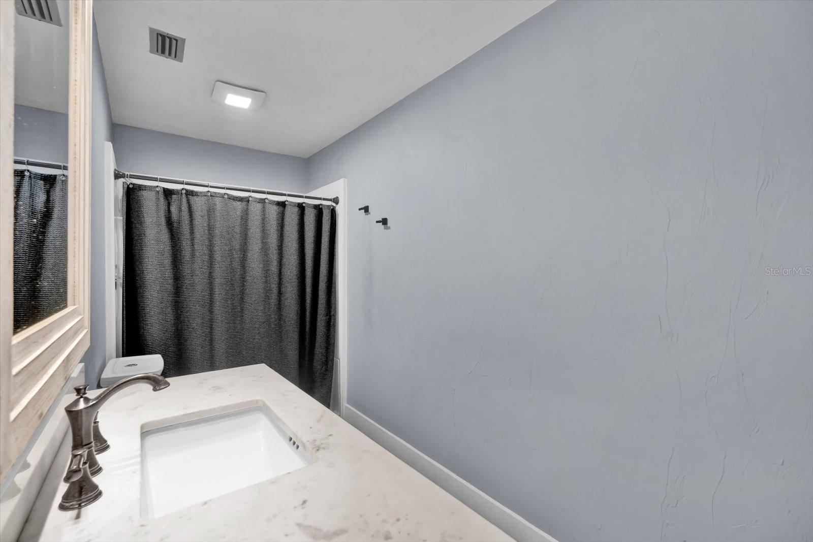 1941 JUNGLE RD, NEW SMYRNA BEACH, FL, 32168