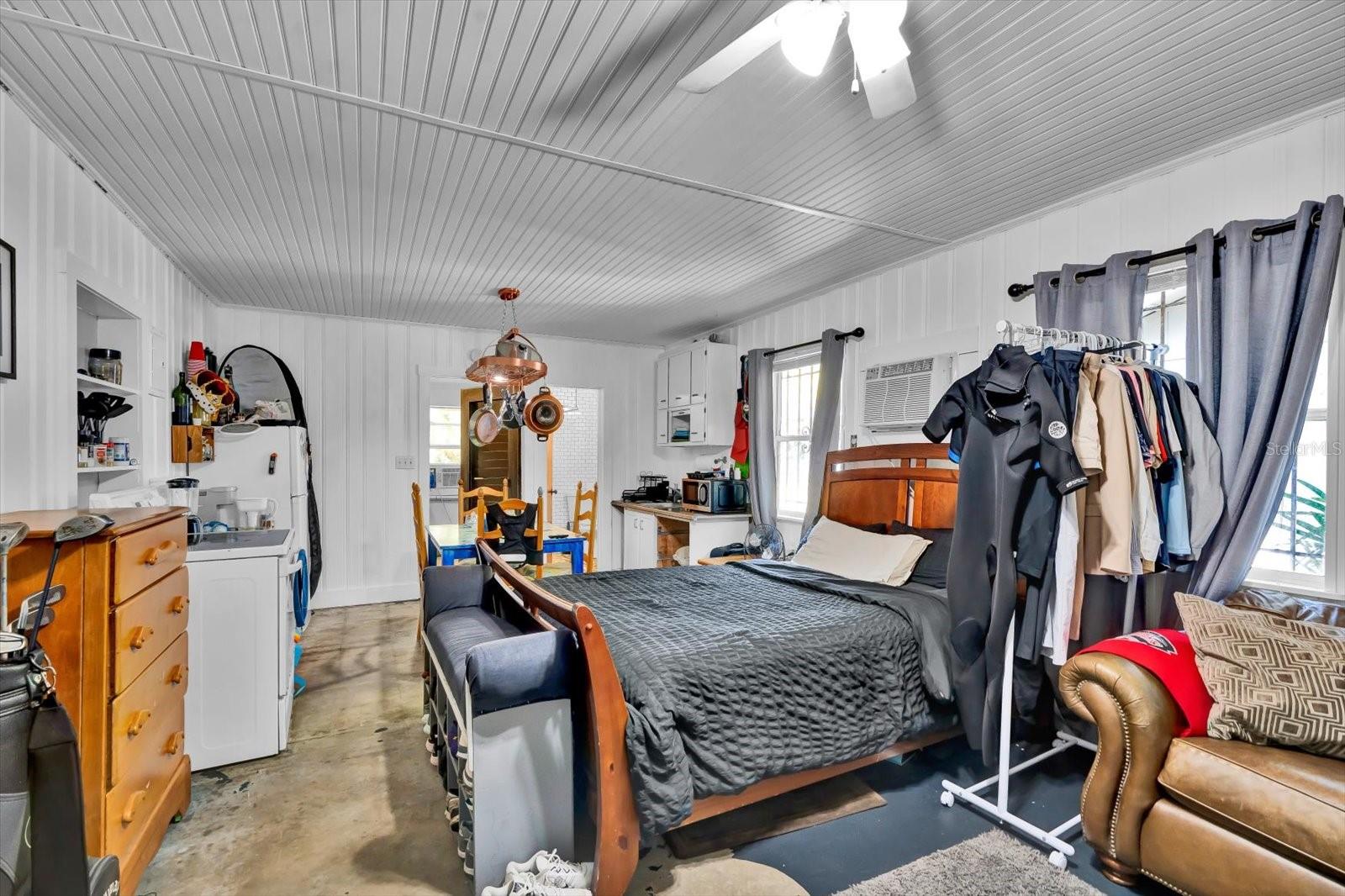 1941 JUNGLE RD, NEW SMYRNA BEACH, FL, 32168