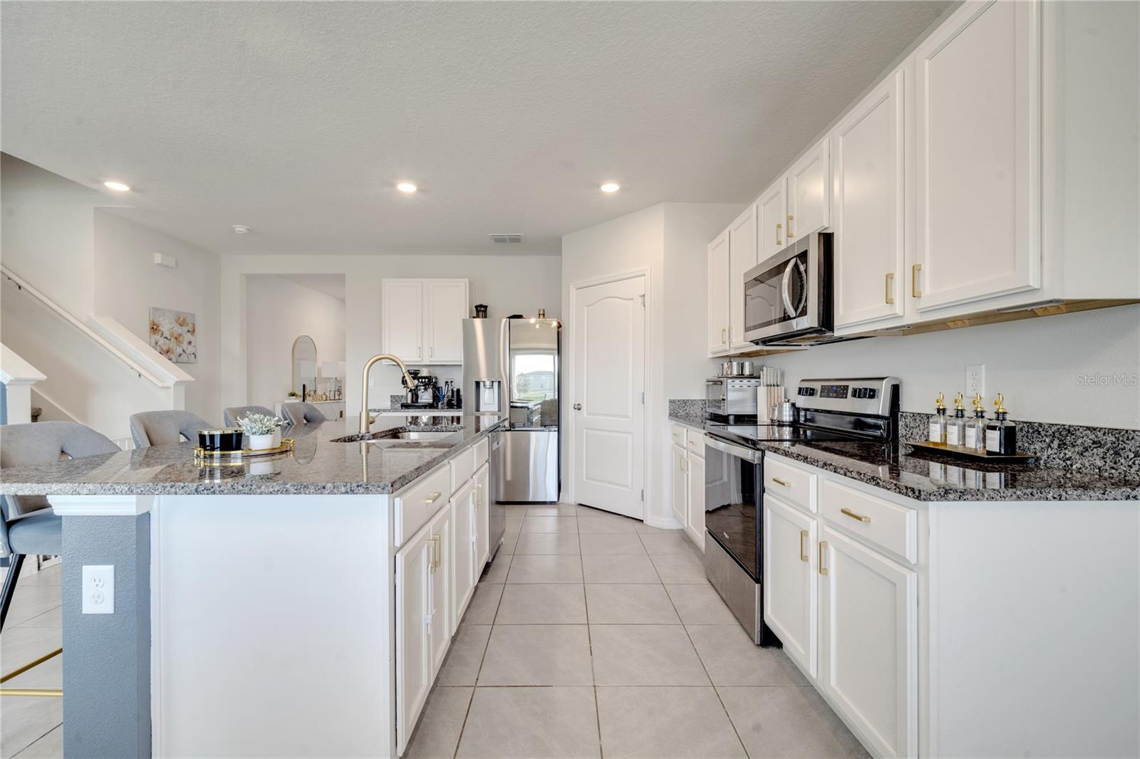 417 NOBLE AVE, DAVENPORT, FL, 33837