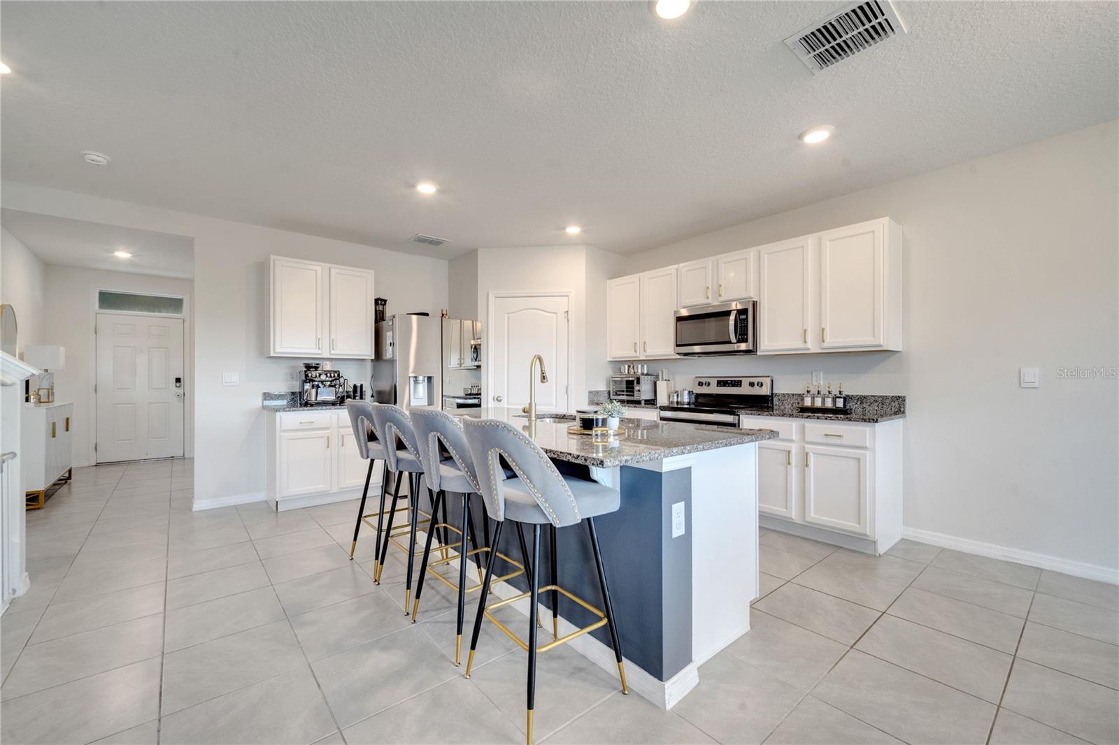 417 NOBLE AVE, DAVENPORT, FL, 33837