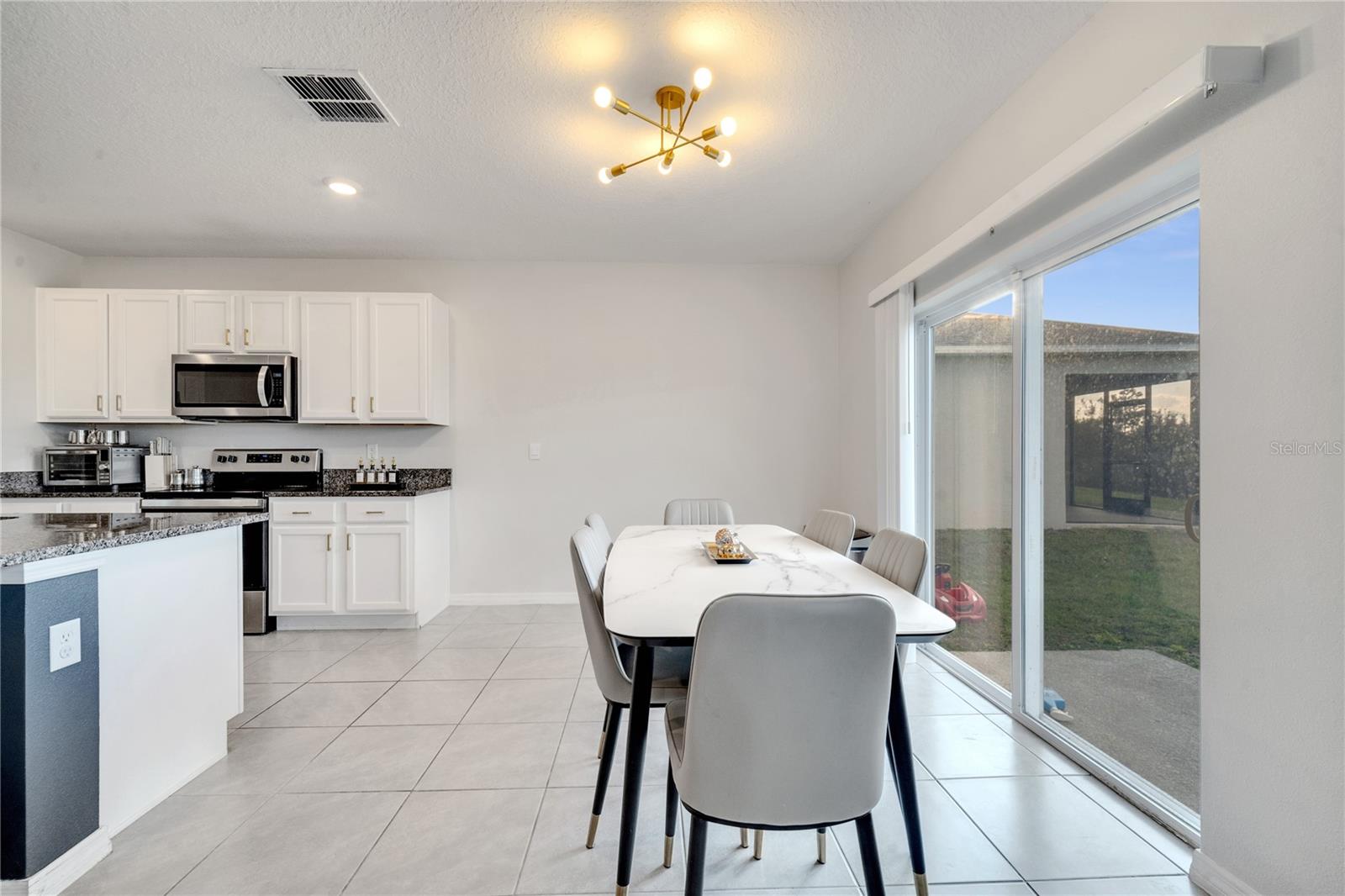 417 NOBLE AVE, DAVENPORT, FL, 33837